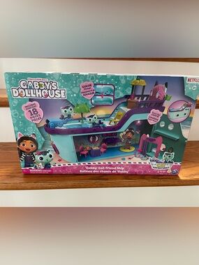 Gabby Cat Friend Ship - Brand New in Box